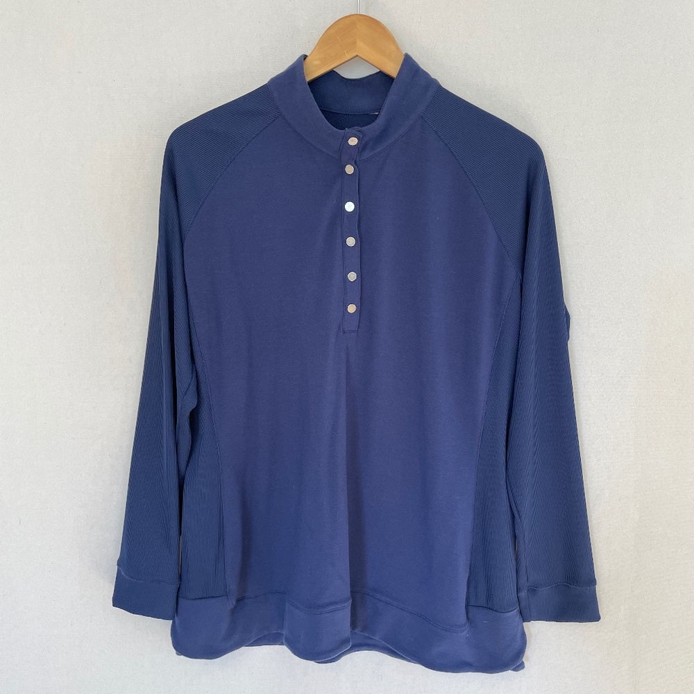 EP Women’s Size XL Blue 1/4 Button Stand Up Mock Neck Pull Over Knit Sweatshirt